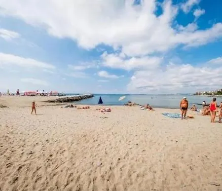 Messambria Fort Beach Apartament - Bastet Bs *