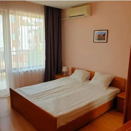 Messambria Fort Beach Apartament - Bastet Bs Elenite