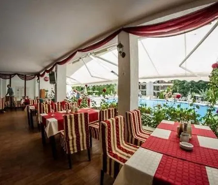 Messambria Fort Beach Apartament - Bastet Bs *